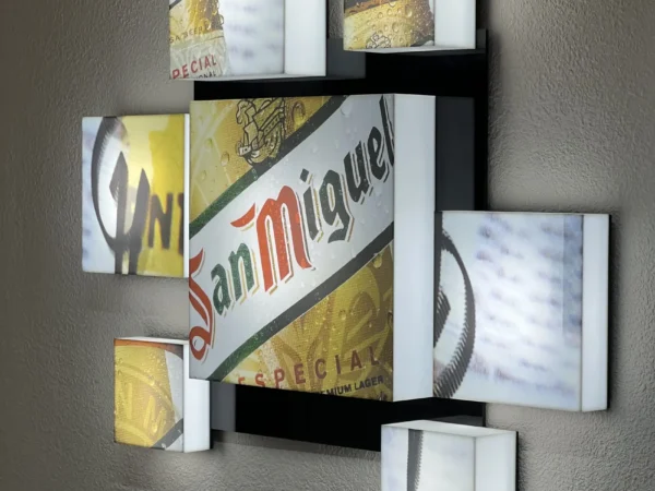 Luminosos de Pared. CARTELES LUMINOSOS · promoplay@promoplay.es · Procesamos y manipulamos materiales plásticos para adaptarlos en forma, tamaño y decoración a la campaña publicitaria. Servicios de Corte láser - Grabado Láser - Termoconformado - Fresado CNC - Impresión digital directa - Serigrafía y Moldeado